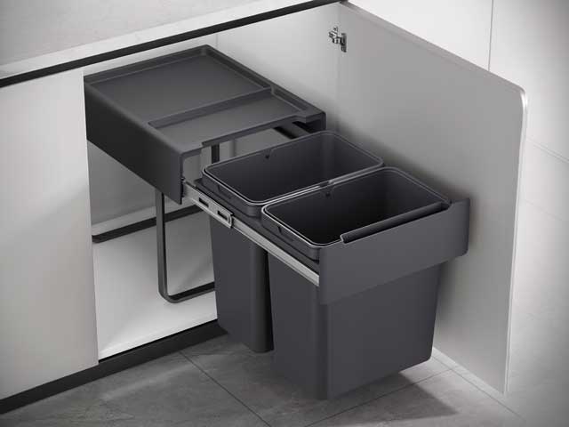 Cesto extraíble para puerta giratoria y frente de aplicar. 2 x 25 L