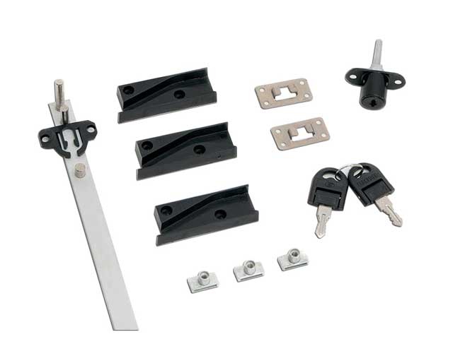 Cerradura central de cierre frontal, con sistema antivuelco de apertura.